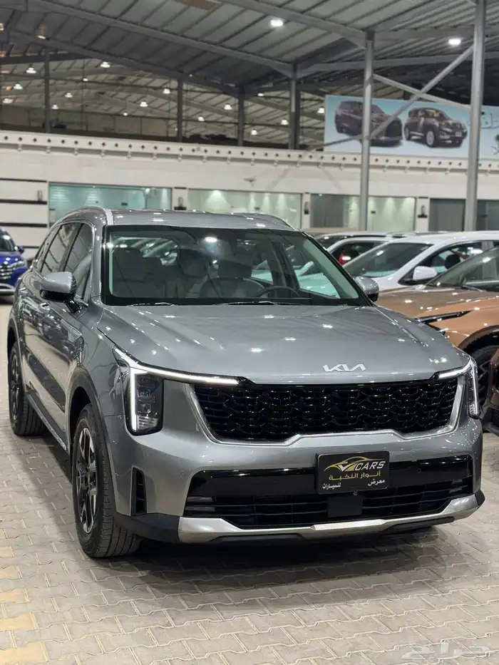 كيا سورنتو 2024 6 سلندر سعودي - عداد 65 الف كيلو 1