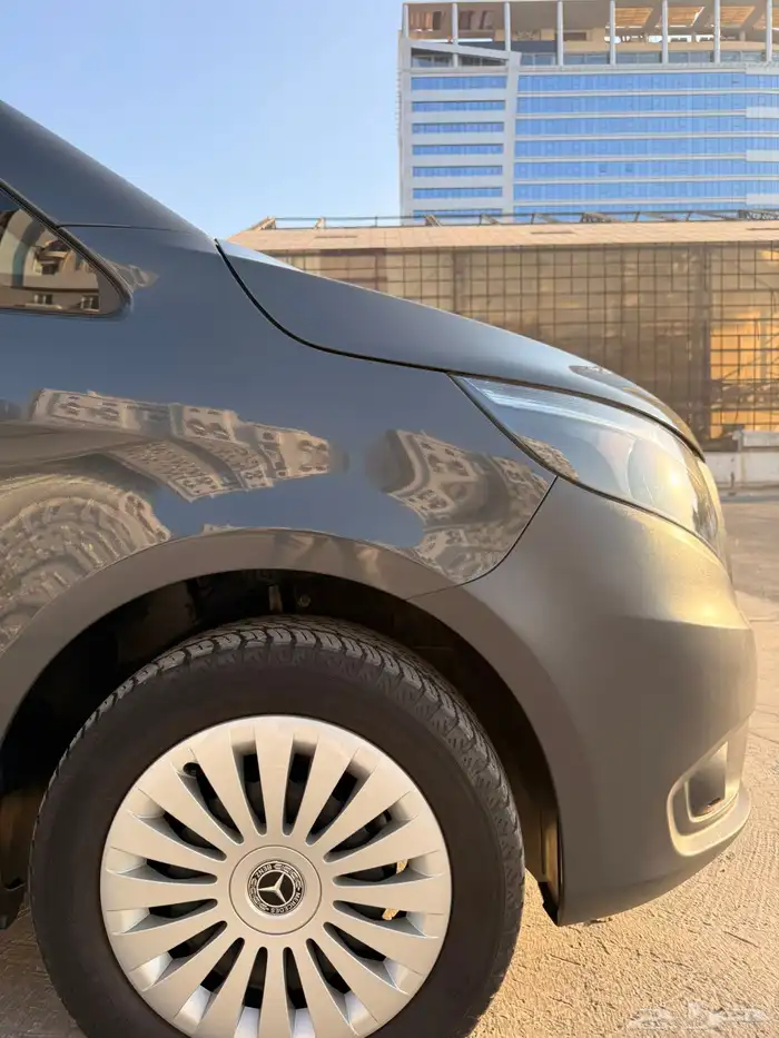 مرسيدس Vito Tourer 2020مجهزة للنقل الخاص 3