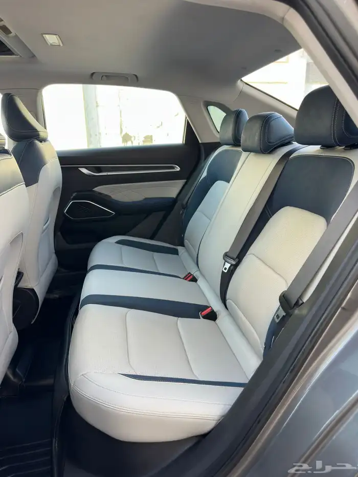 جيلي امجراند 7 موديل 2023 فل كامل السعر 31000 الف 9