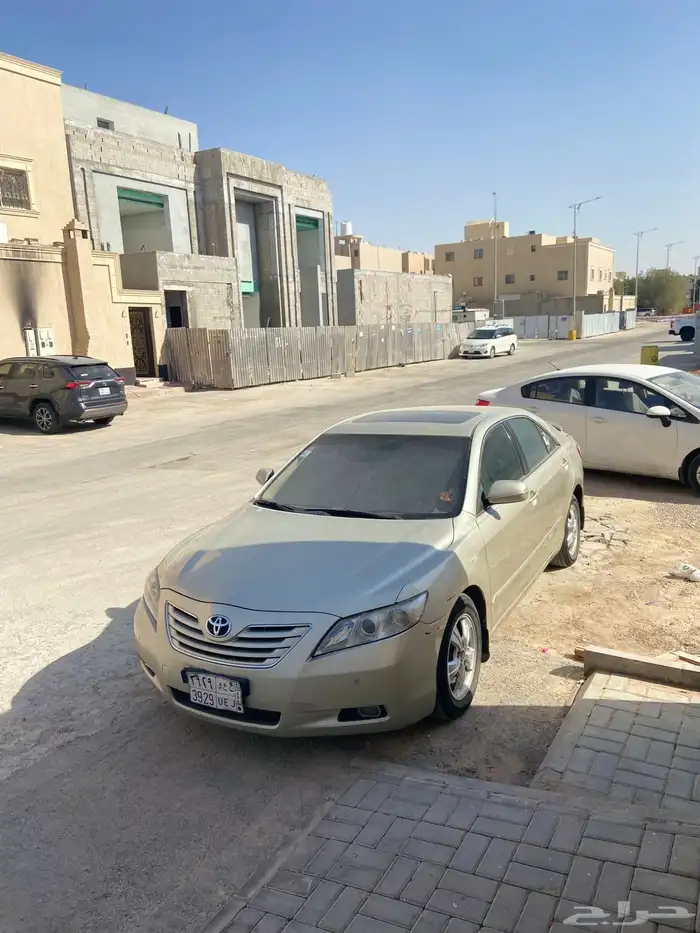 للبيع كامري بدي وكاله 2007 فل كامل GLX 14