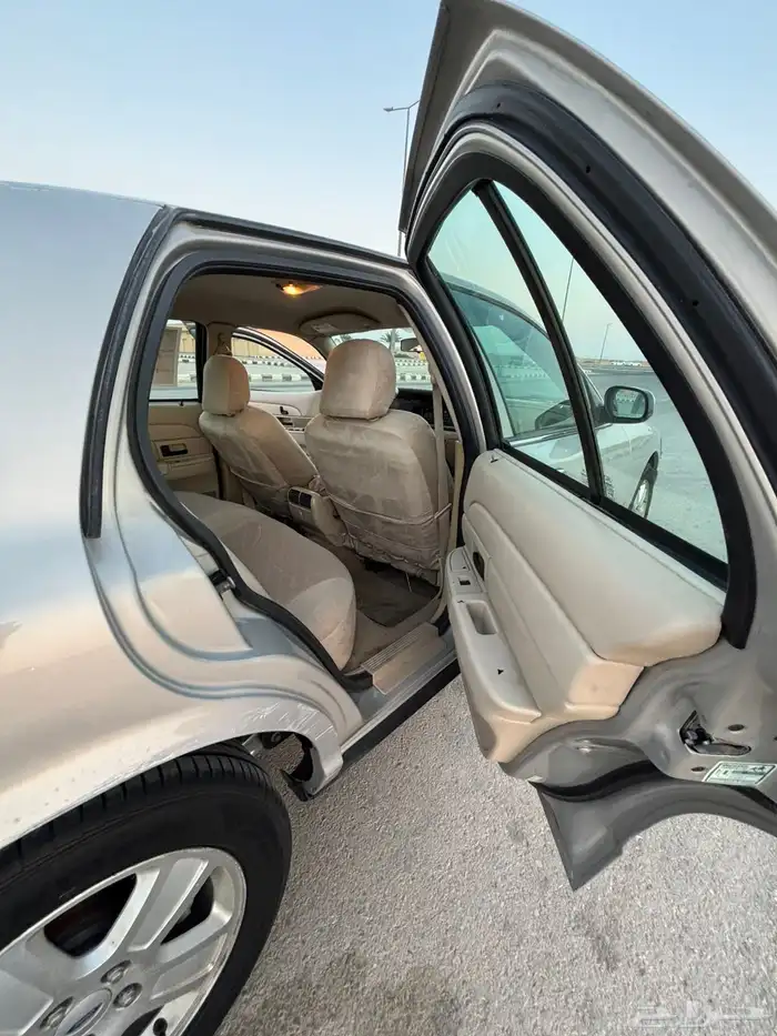 فورد فكتوريا 2010 فل كامل سعودي 4