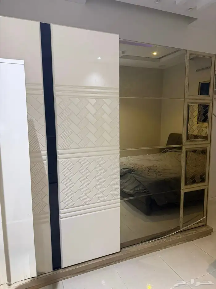 غرفة نوم تركي الصامل ما اختلف معه 2