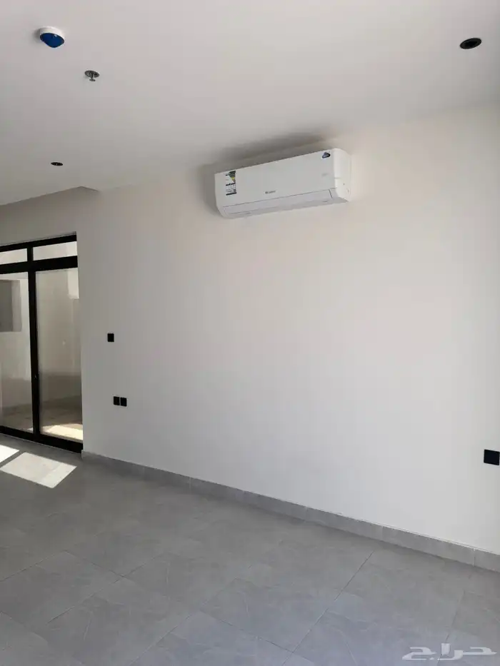 شقه للايجار حي القدس 14