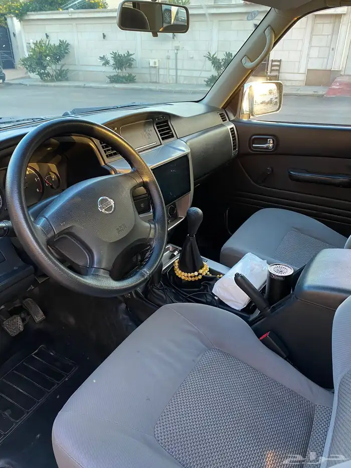 باترول ربع موديل 2006 دبل مكينة 4500 اسود 4