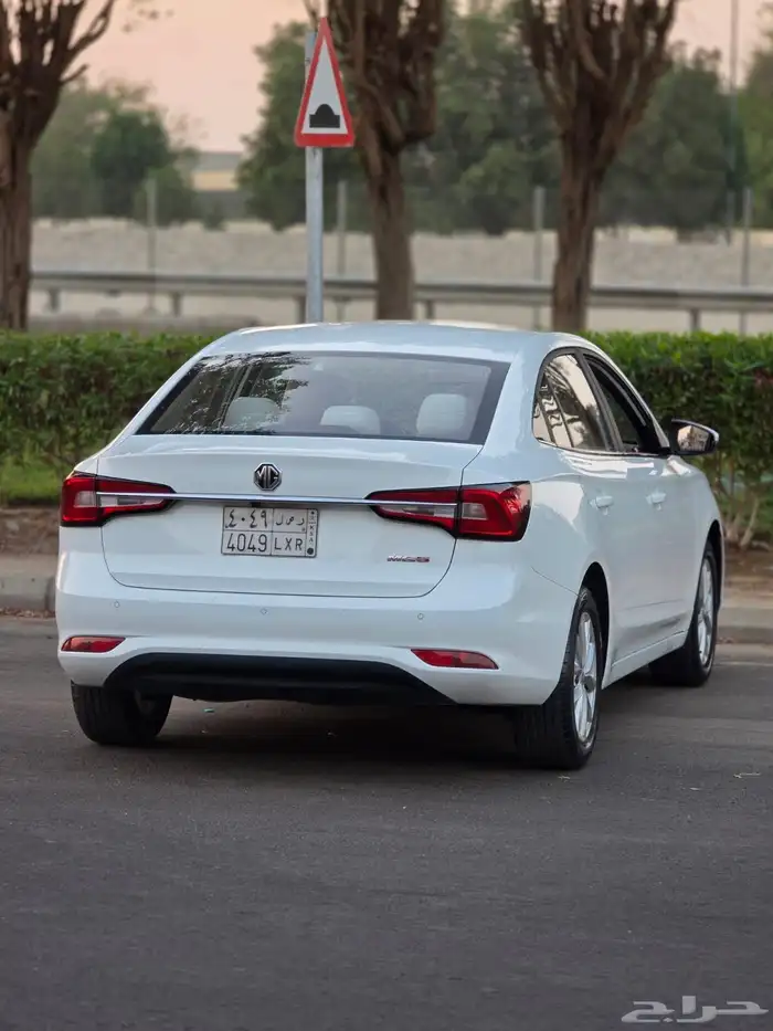 ام جي MG 2023 نص فل بصمه 14