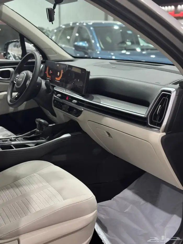 كيا سورنتو 2024 6 سلندر سعودي - عداد 65 الف كيلو 8