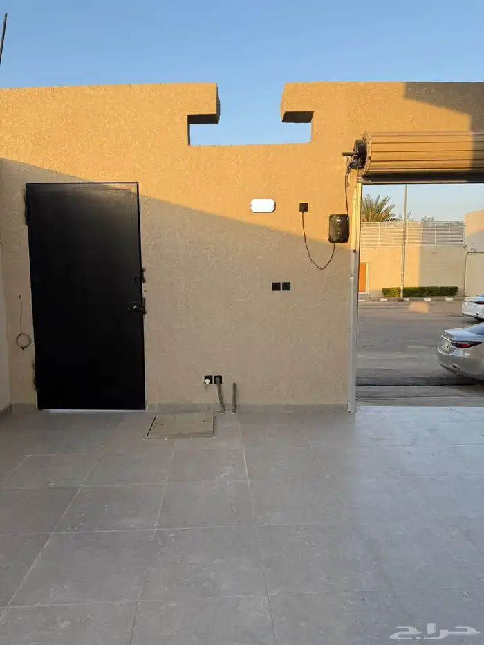 فيلا روف ارضية الرابية 3