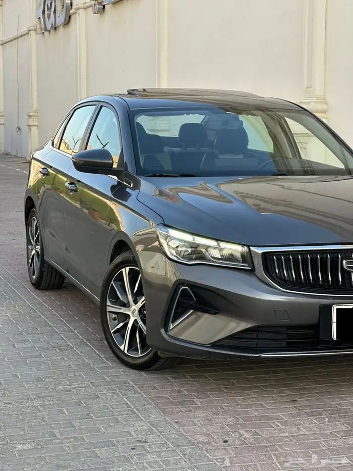 جيلي امجراند 7 موديل 2023 فل كامل السعر 31000 الف 26