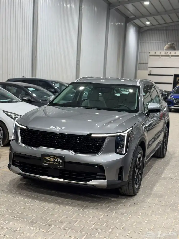 كيا سورنتو 2024 6 سلندر سعودي - عداد 65 الف كيلو 2