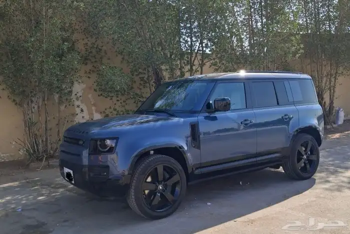 دفندر اكسV6 2025 فل كامل 7 مقاعد اصفار 4