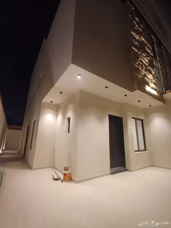 للبيع فيلا دبلكس درج داخلي حي الرمال درة تنال 1