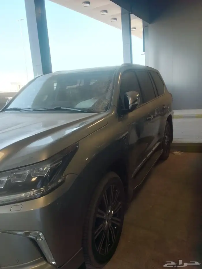 جيب لكزز موديل 2017 بريمي مشروط ماشي 190 1