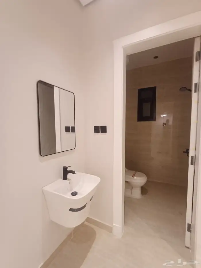 للبيع فيلا دبلكس درج داخلي حي الرمال درة تنال 8