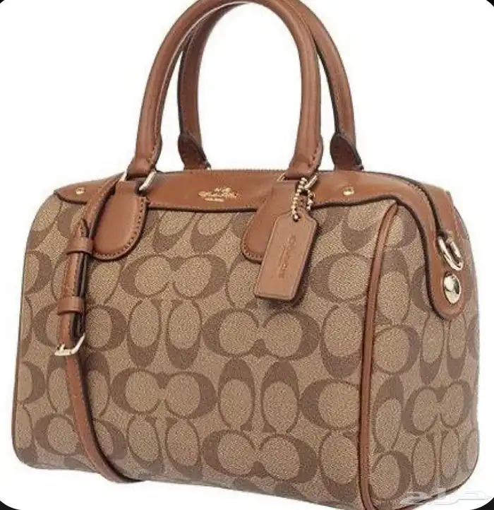 شنطه ماركات ديور قودشي شانيل وجميع إلى منزله متوفره لطلب 64