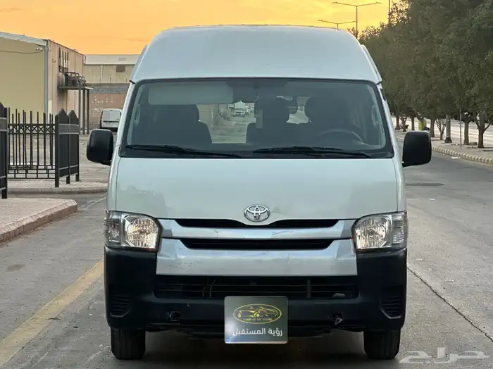 تويوتا باص ركاب سقف موديل 2018 قير عادي ديزل شامل الضريبة 6