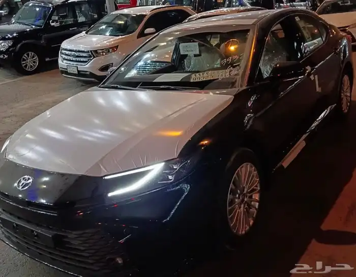 كامري بنزين لوحات سعودي 2025 LE لون اسود 2