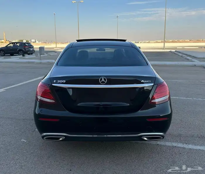 موسيدس E300 2017 1
