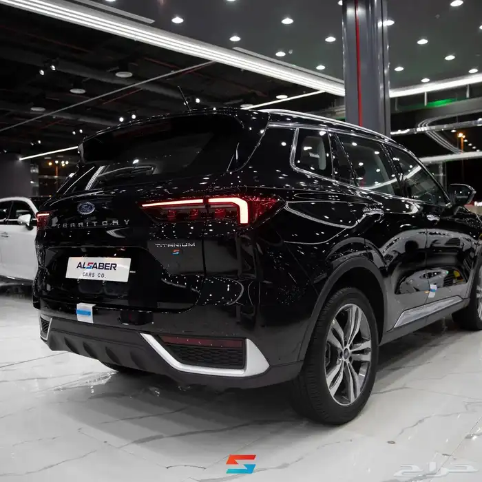 فورد تيريتوري تيتانيوم 2025 1