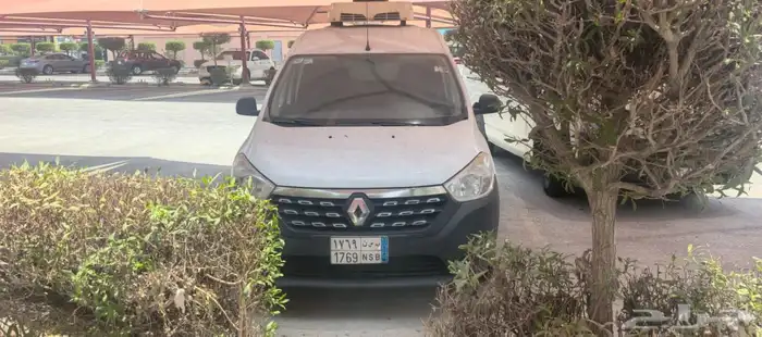 السلام عليكم   سياره دوكر مع ثلاجه موديل 2021 1