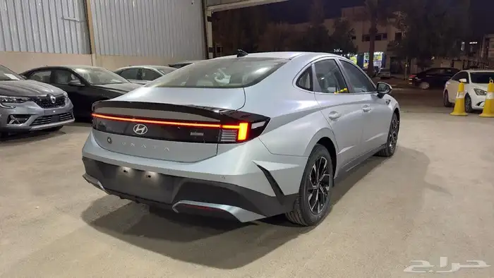 سوناتا فليت 2025 لون فضى رمادي مطفى ب 93 000 شامل 9