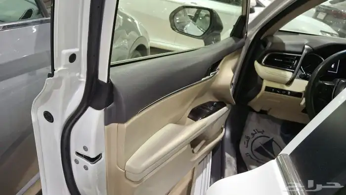 تويوتا كامري 2022 LE مستعملة مفحوصه مضمونه مصينة 5