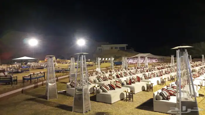 شاشات عملاقة. تراسات مسارح إضاءات اسعار مرضيه للجميع 93