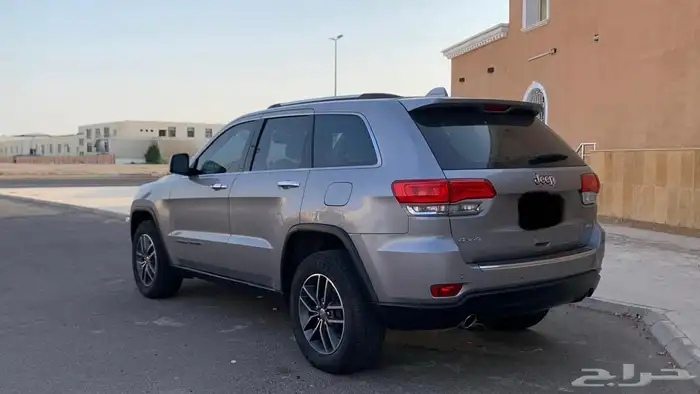 جيب شيروكي 2018 3