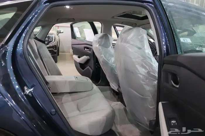 هوندا اكورد نص فل موديل 2025 بسعر 124.200 9