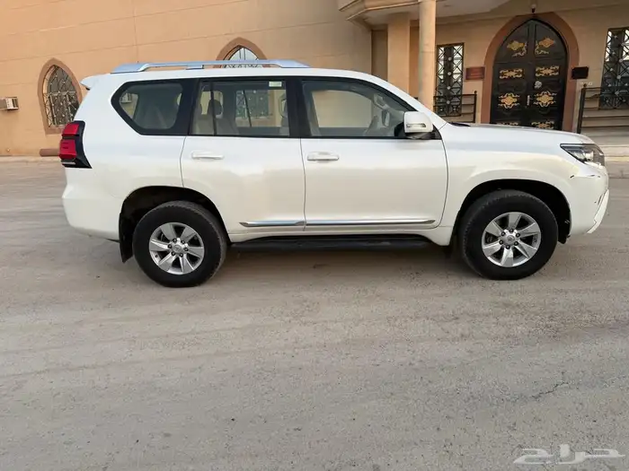 نوع السيارة   تويوتا برادو 2