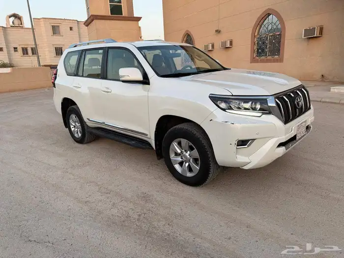 نوع السيارة   تويوتا برادو 4