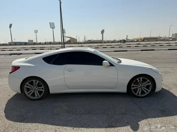 هيونداي جينسس كوبيه 2012 3