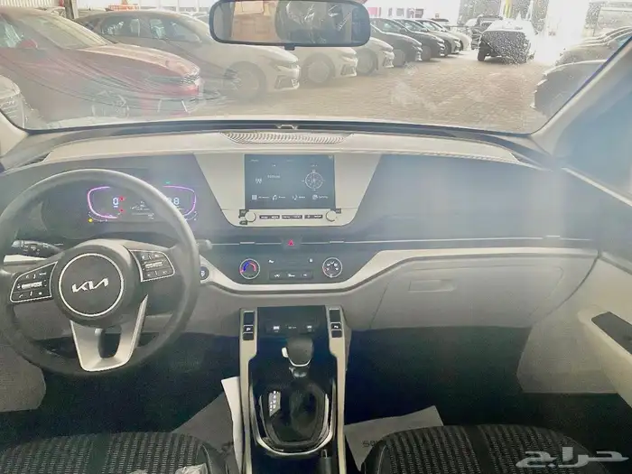 كيا كارينز استاندر - نص فل 2025 10