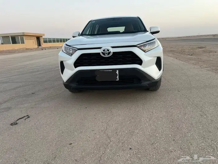 تويوتا راف فور 2022 نظيف جدا 23