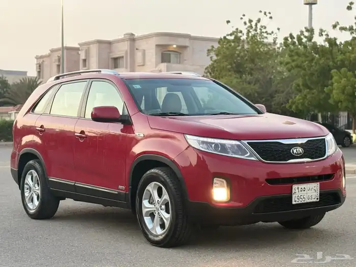 للبيع كيا سورنتو نظييف 14
