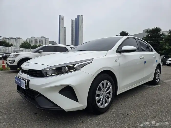 سيراتو K3 بنزين نص فل 2022 1