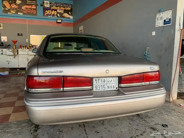 للبيع فورد فكتوريا 95 بالمجمعه 1