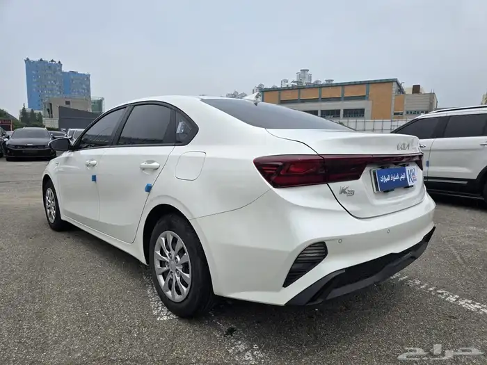 سيراتو K3 بنزين نص فل 2022 4