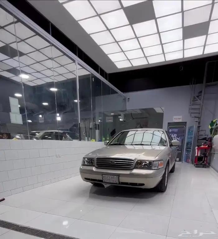 فورد فكتوريا 2010 فل كامل سعودي 18