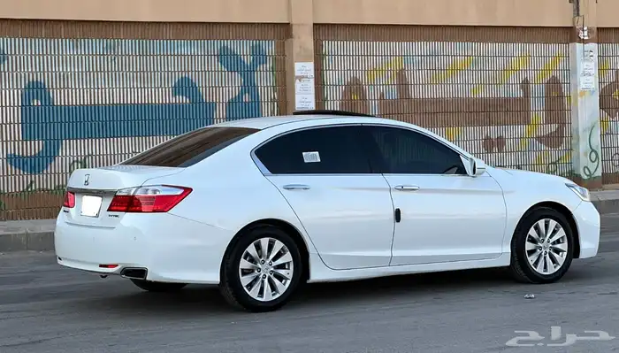 هوندا اكورد 2015 16