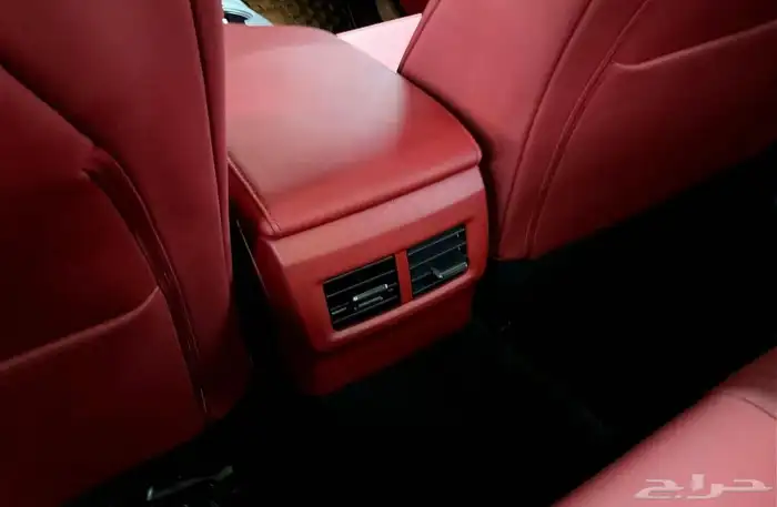 لكزس Is300 f sport 2 2023 7