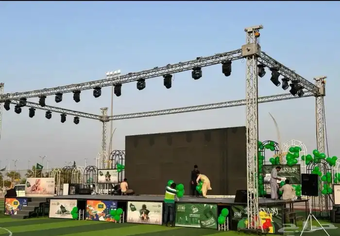 شاشات عملاقة. تراسات مسارح إضاءات اسعار مرضيه للجميع 28