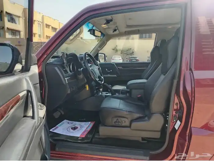 Pajero Half V6 3.8L 8