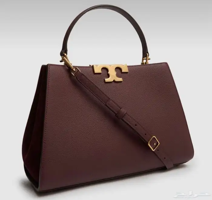 شنطه ماركات ديور قودشي شانيل وجميع إلى منزله متوفره لطلب 25