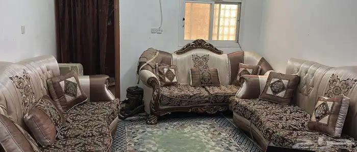 تلاته كنبه واتنين كرسي 0