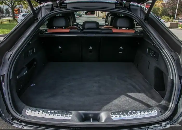 مرسيدس- GLC300 - كوبيه - 2024 بسعر خيالي 7