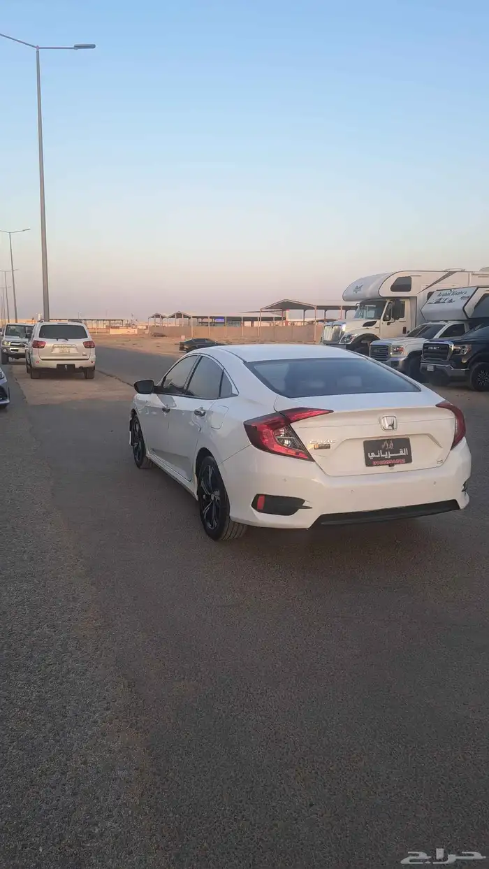هوندا سيفيك موديل 2019عداد 135000الف 2