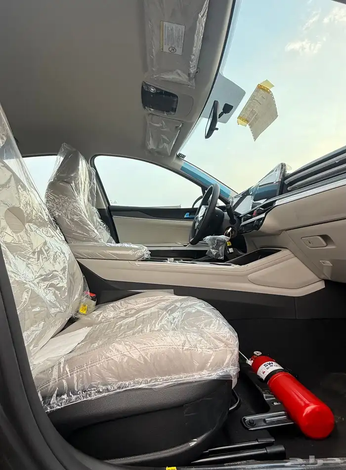 كيا K5 ( استاندر ) 2025 اصفار للبيع 9