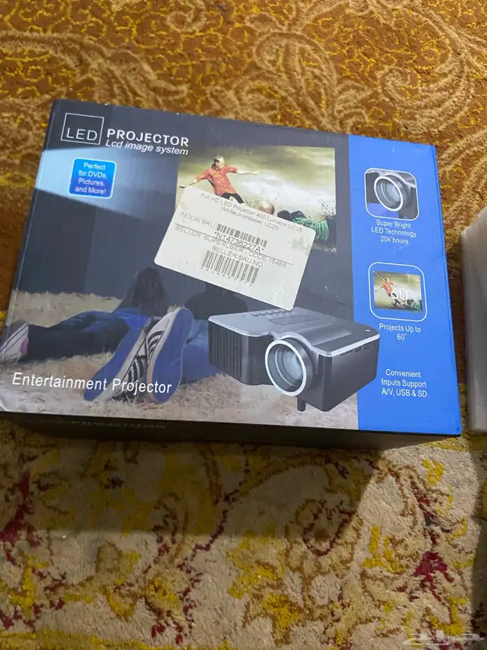 جهاز بروجكتر صغير 0