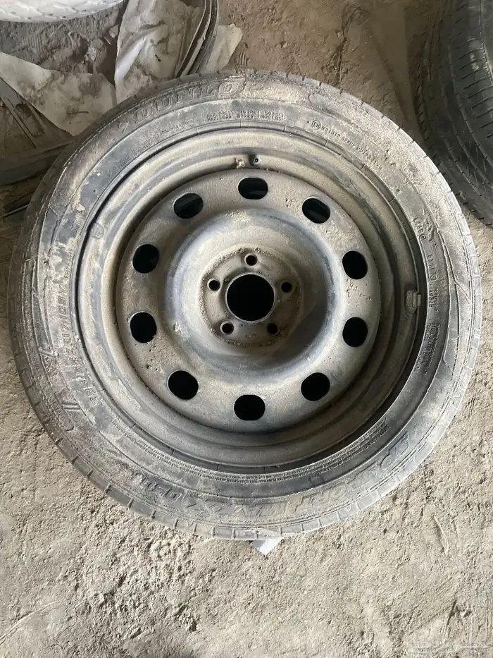 سلام عليكم اعرض لكم 3 جنوط بوليسي نظيفه على السوم 0