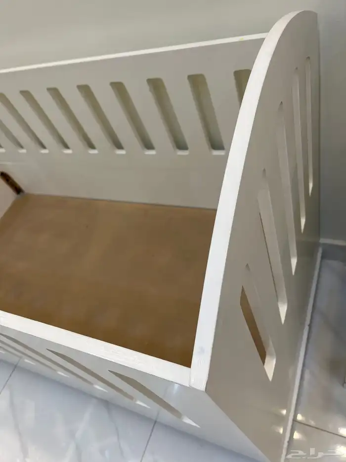 سرير اطفال 3